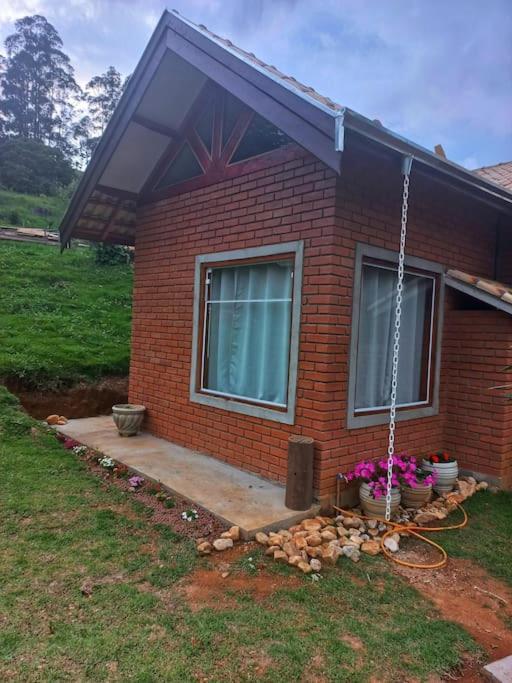 Chale Araucaria- Vale Das Pedras Mg Sapucaí-Mirim Buitenkant foto